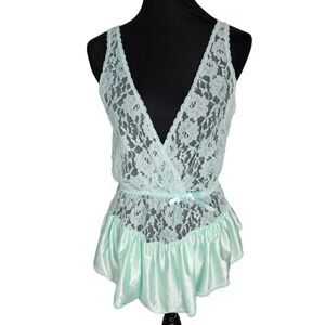 Vintage Val Mode Lingerie Small Aqua Blue Negligee Lace Nylon Ruffle